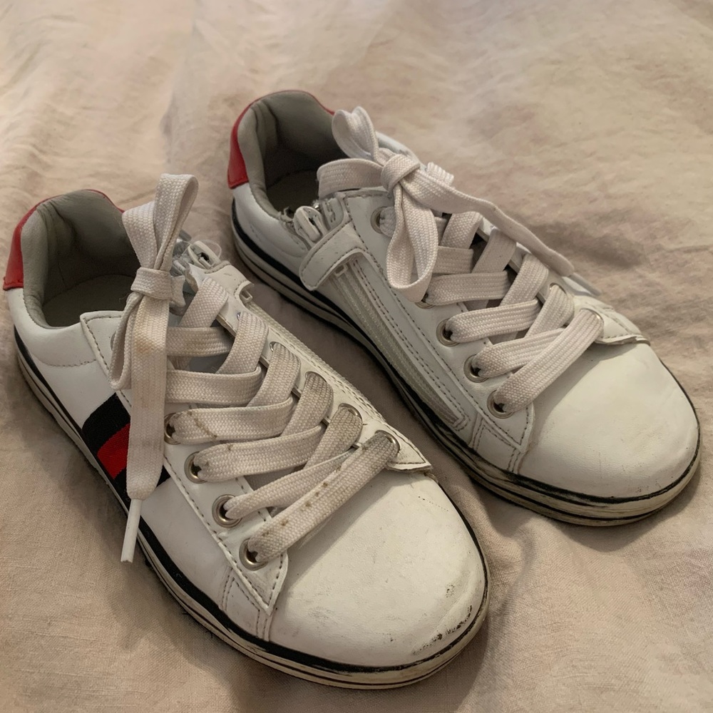 Hoo shoes